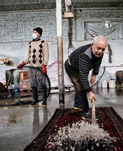 شستشوی سنتی قالی در قالیشویی شرق تهران